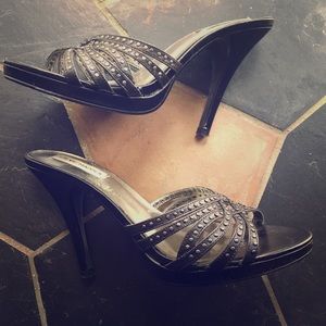 Studded Steve Madden mules 8.5
